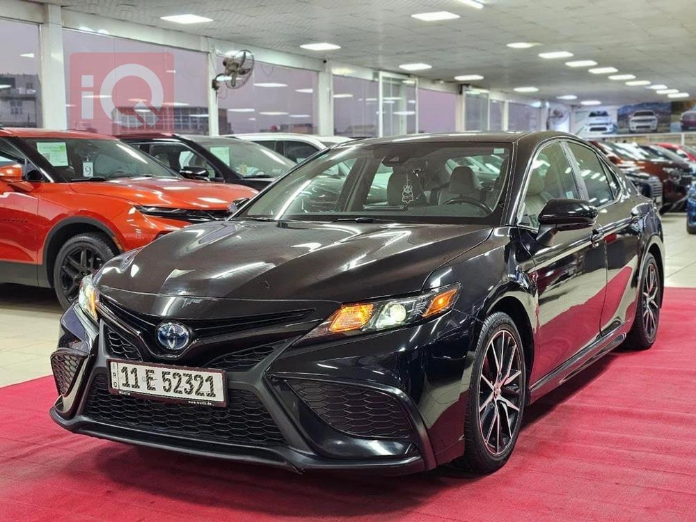 تۆیۆتا کامری